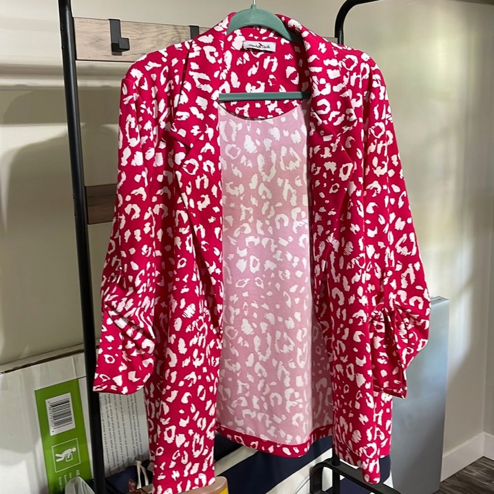 Perfectly Priscilla Take the Lead Leopard Pink Blazer